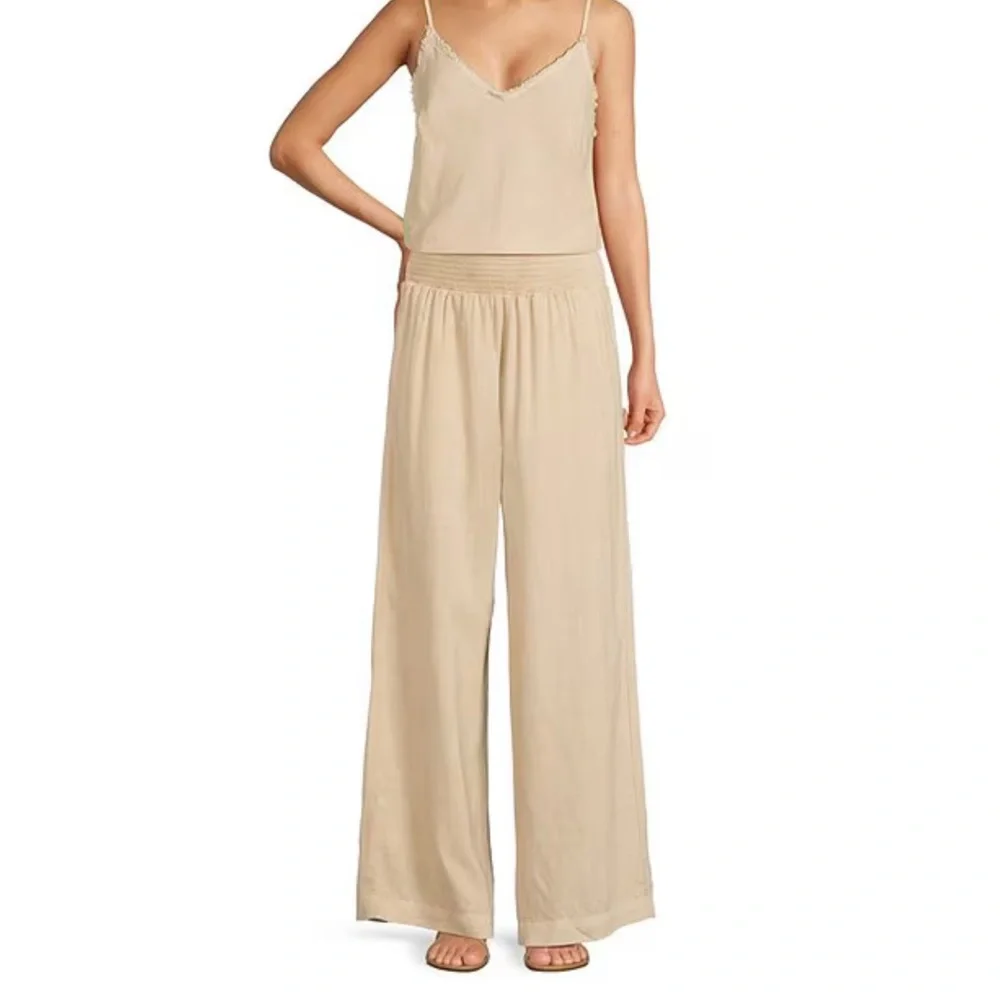 cloth & stone Wide Leg Pants in Beige - Picture 5 of 10